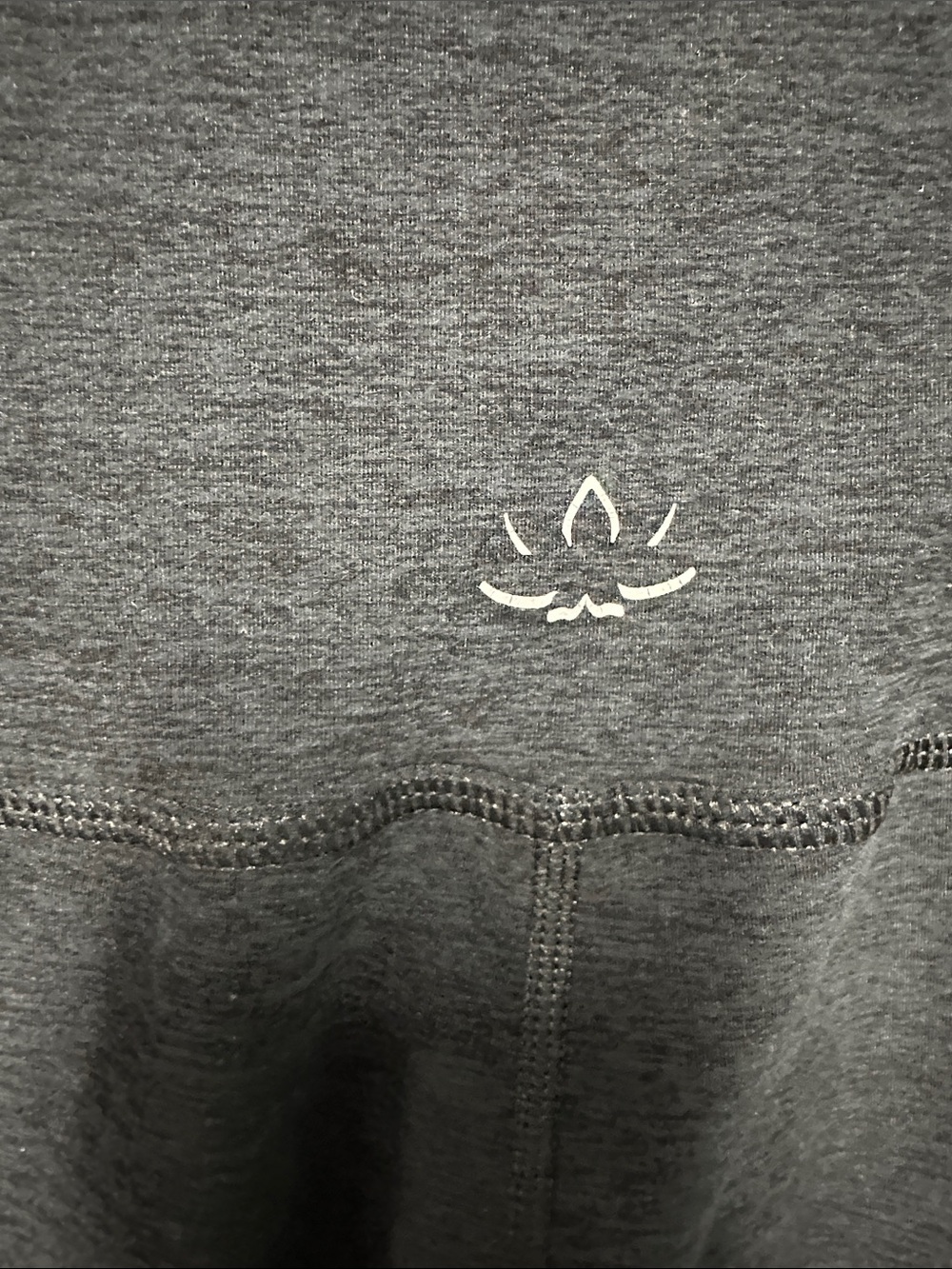 Beyond Yoga Black High-Waist Leggings with Side Pockets - Picture 2 of 6